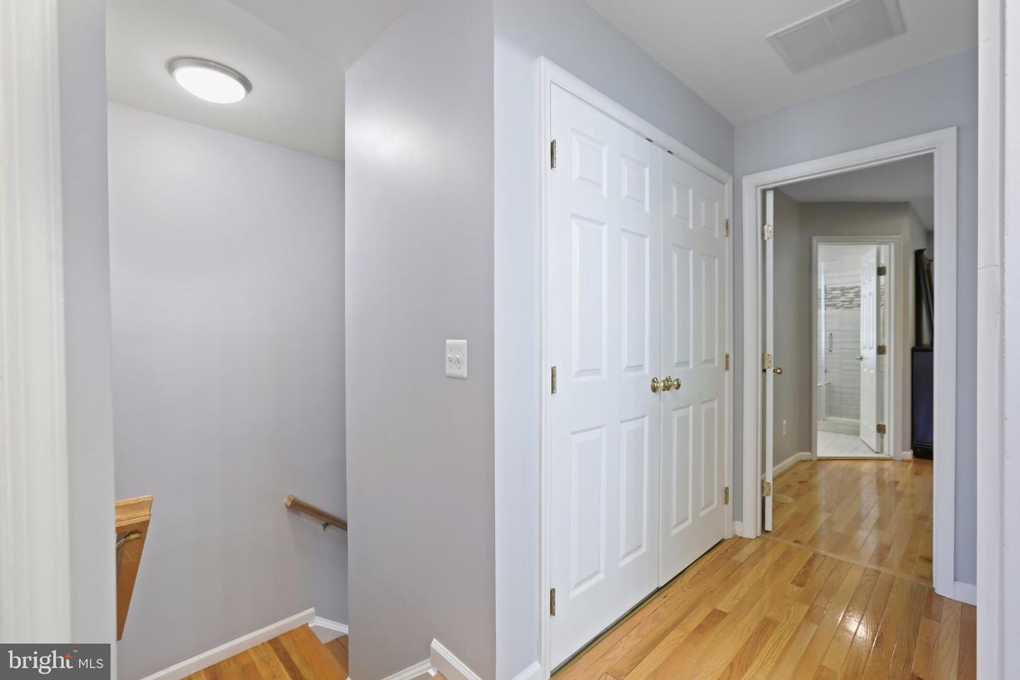 7725 HERITAGE WOODS WAY, ANNANDALE, Virginia 22003, 3 Bedrooms Bedrooms, ,2 BathroomsBathrooms,Residential,For sale,7725 HERITAGE WOODS WAY,VAFX2273964 MLS # VAFX2273964