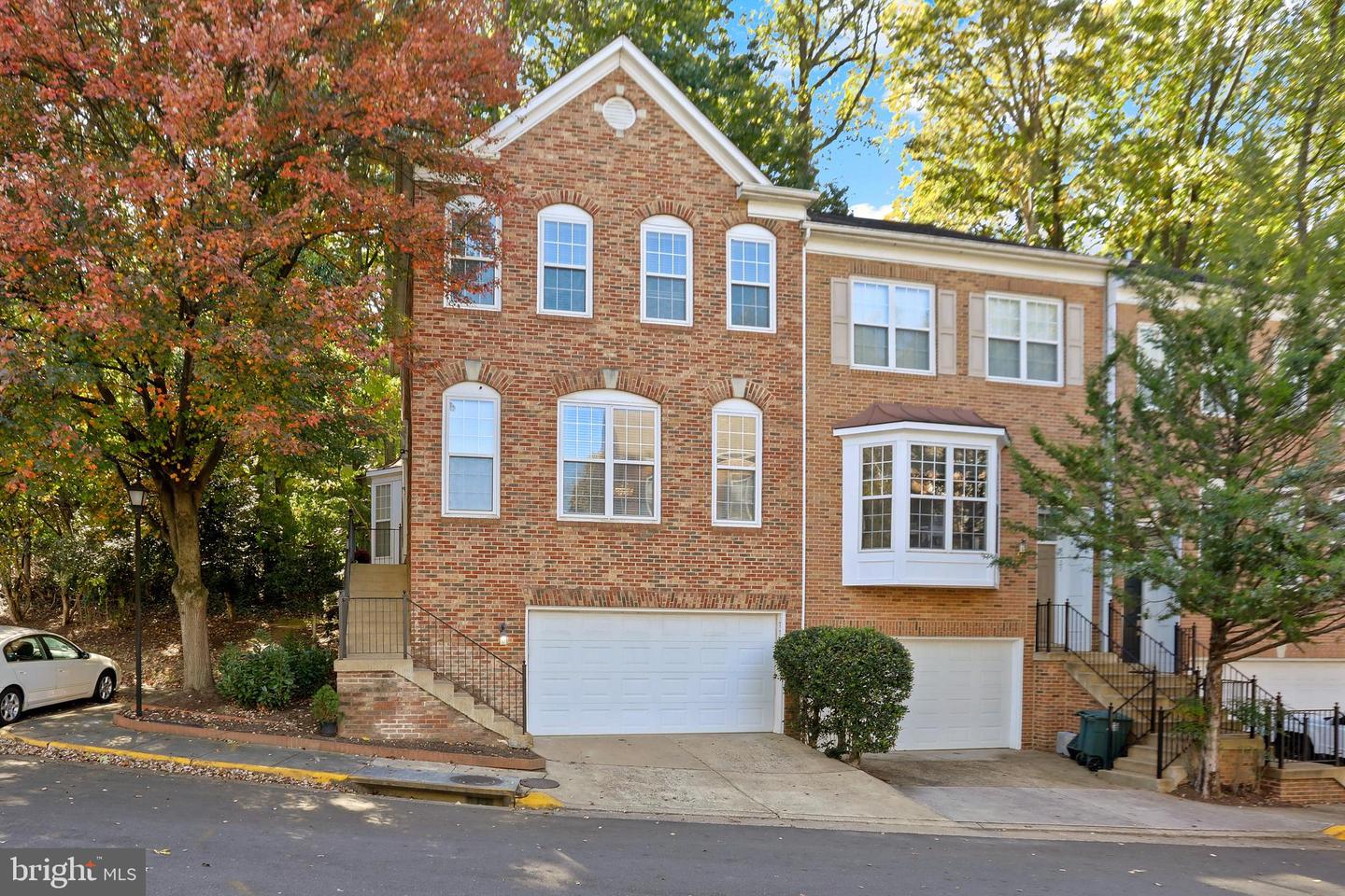 7725 HERITAGE WOODS WAY, ANNANDALE, Virginia 22003, 3 Bedrooms Bedrooms, ,2 BathroomsBathrooms,Residential,For sale,7725 HERITAGE WOODS WAY,VAFX2273964 MLS # VAFX2273964