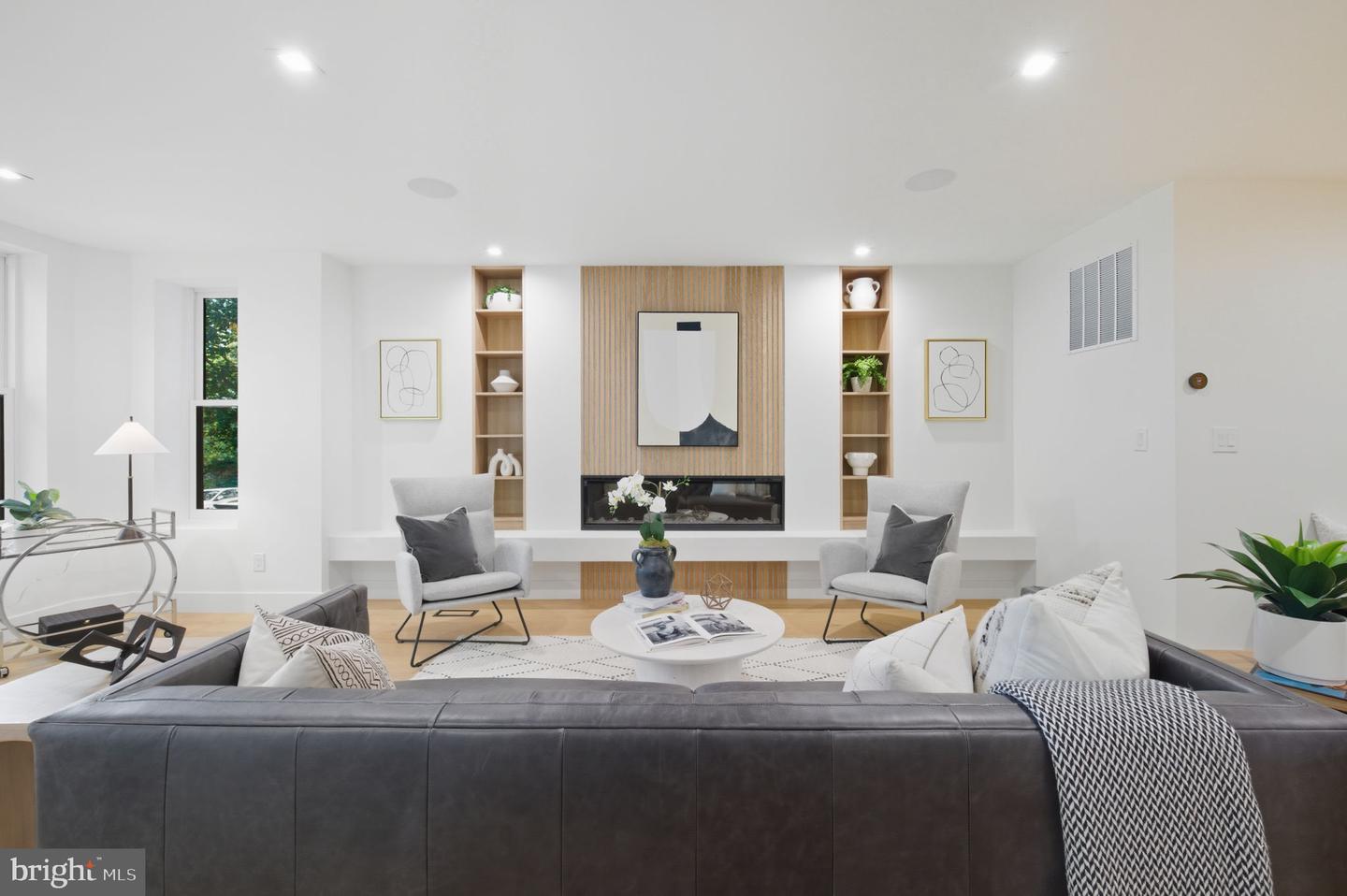 2507 I ST NW, WASHINGTON, District Of Columbia 20037, 4 Bedrooms Bedrooms, ,3 BathroomsBathrooms,Residential,For sale,2507 I ST NW,DCDC2226640 MLS # DCDC2226640