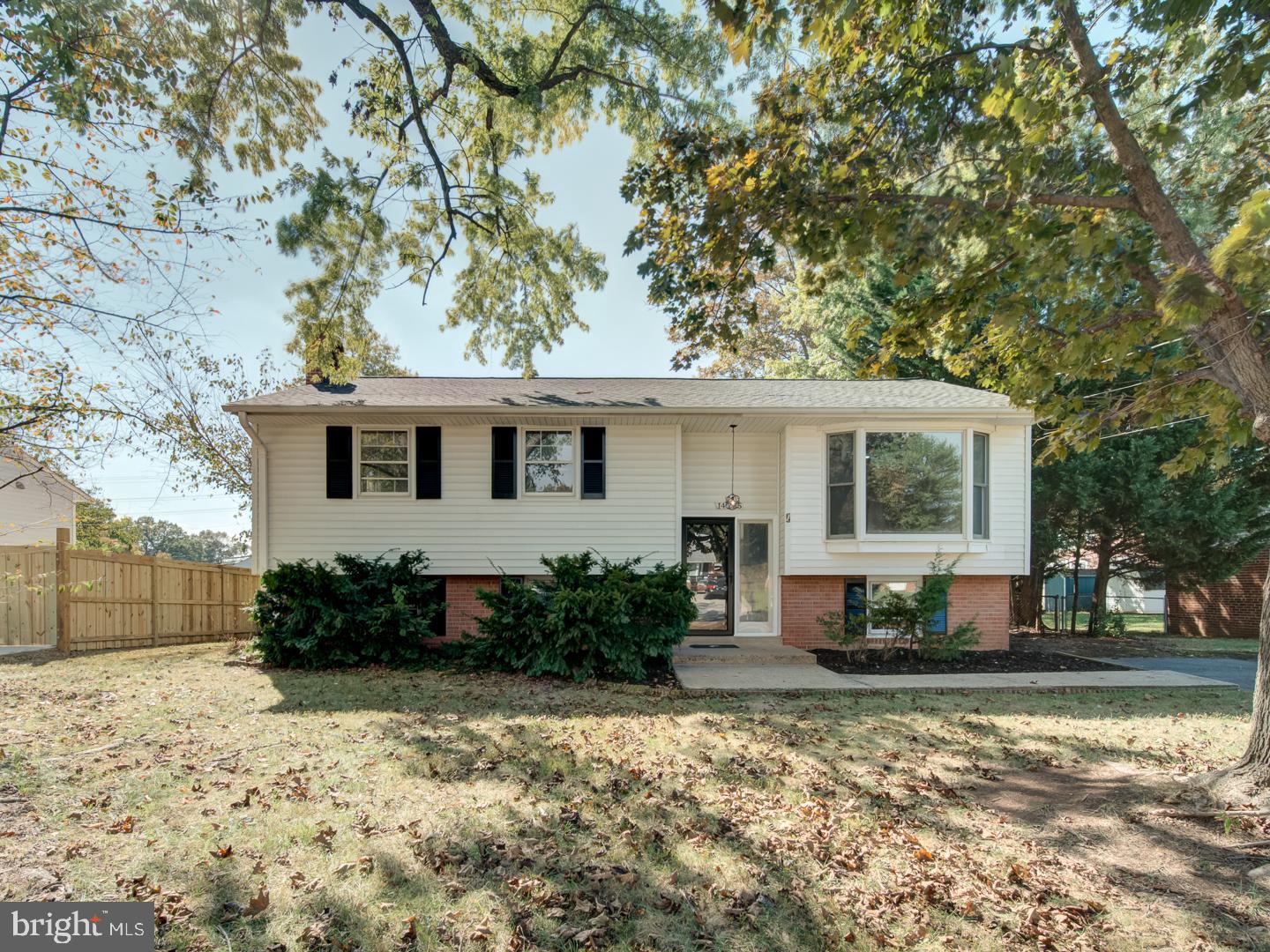 14725 LOCK DR, CENTREVILLE, Virginia 20120, 4 Bedrooms Bedrooms, ,2 BathroomsBathrooms,Residential,For sale,14725 LOCK DR,VAFX2273986 MLS # VAFX2273986