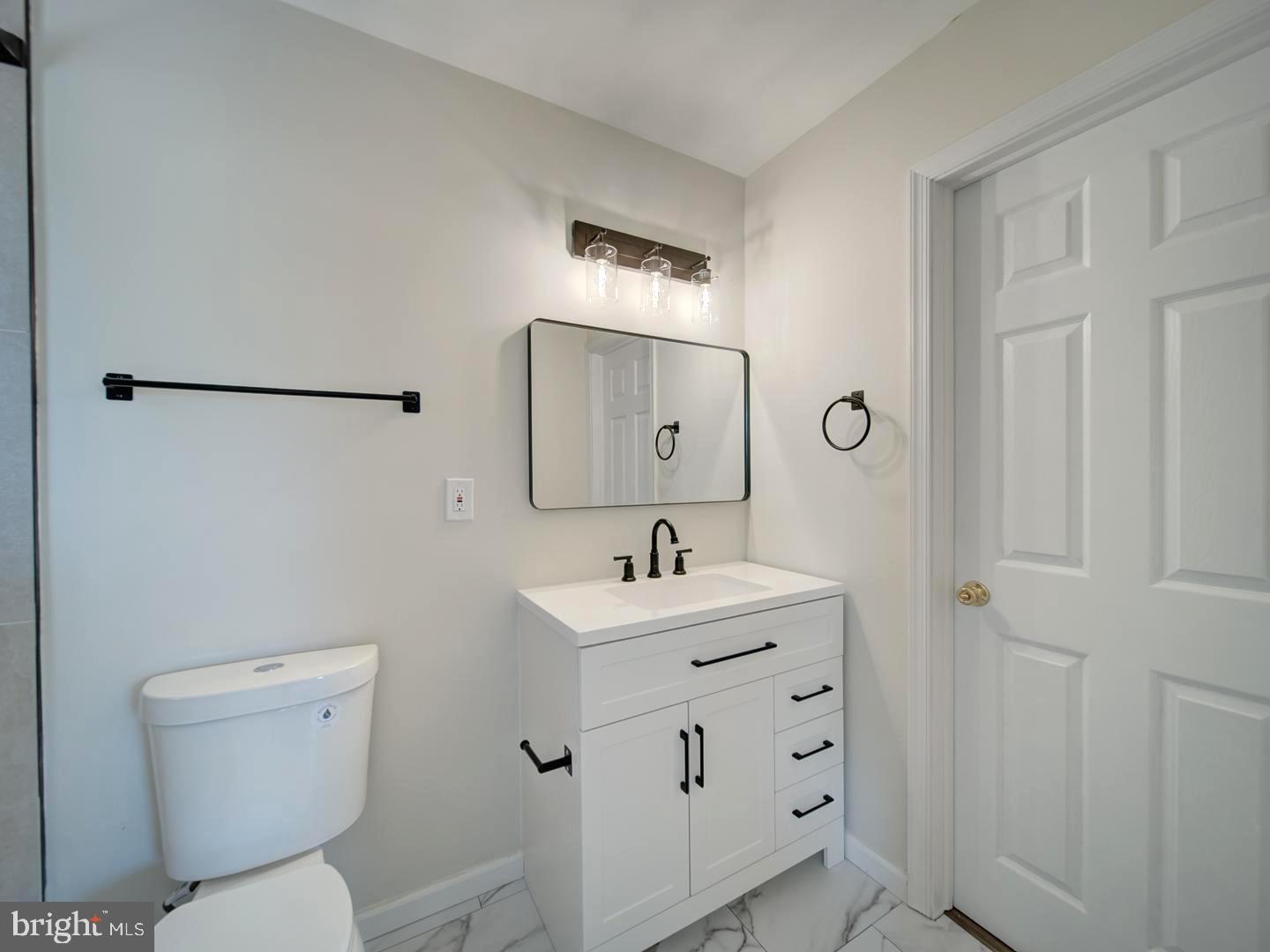 14725 LOCK DR, CENTREVILLE, Virginia 20120, 4 Bedrooms Bedrooms, ,2 BathroomsBathrooms,Residential,For sale,14725 LOCK DR,VAFX2273986 MLS # VAFX2273986