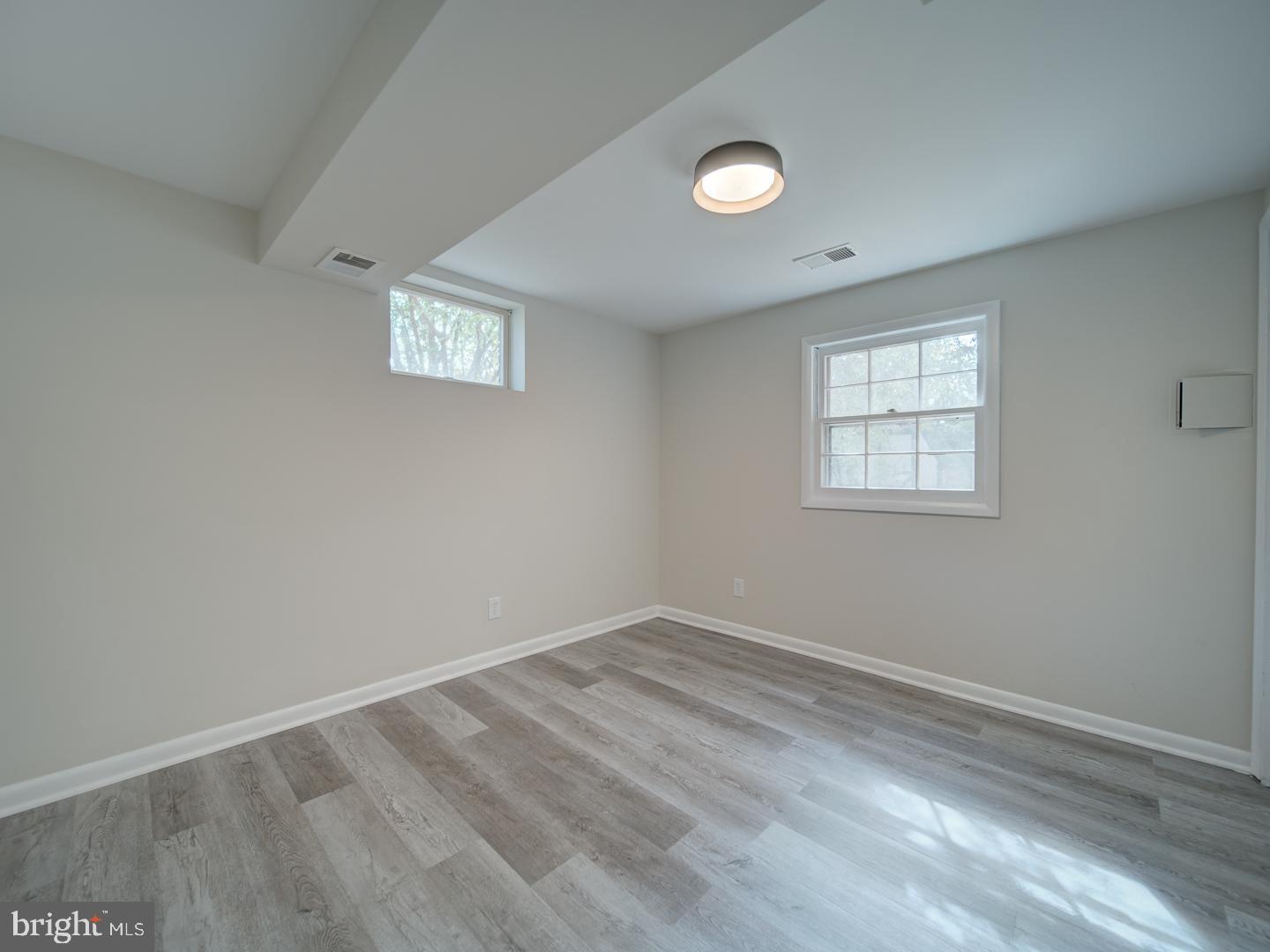 14725 LOCK DR, CENTREVILLE, Virginia 20120, 4 Bedrooms Bedrooms, ,2 BathroomsBathrooms,Residential,For sale,14725 LOCK DR,VAFX2273986 MLS # VAFX2273986
