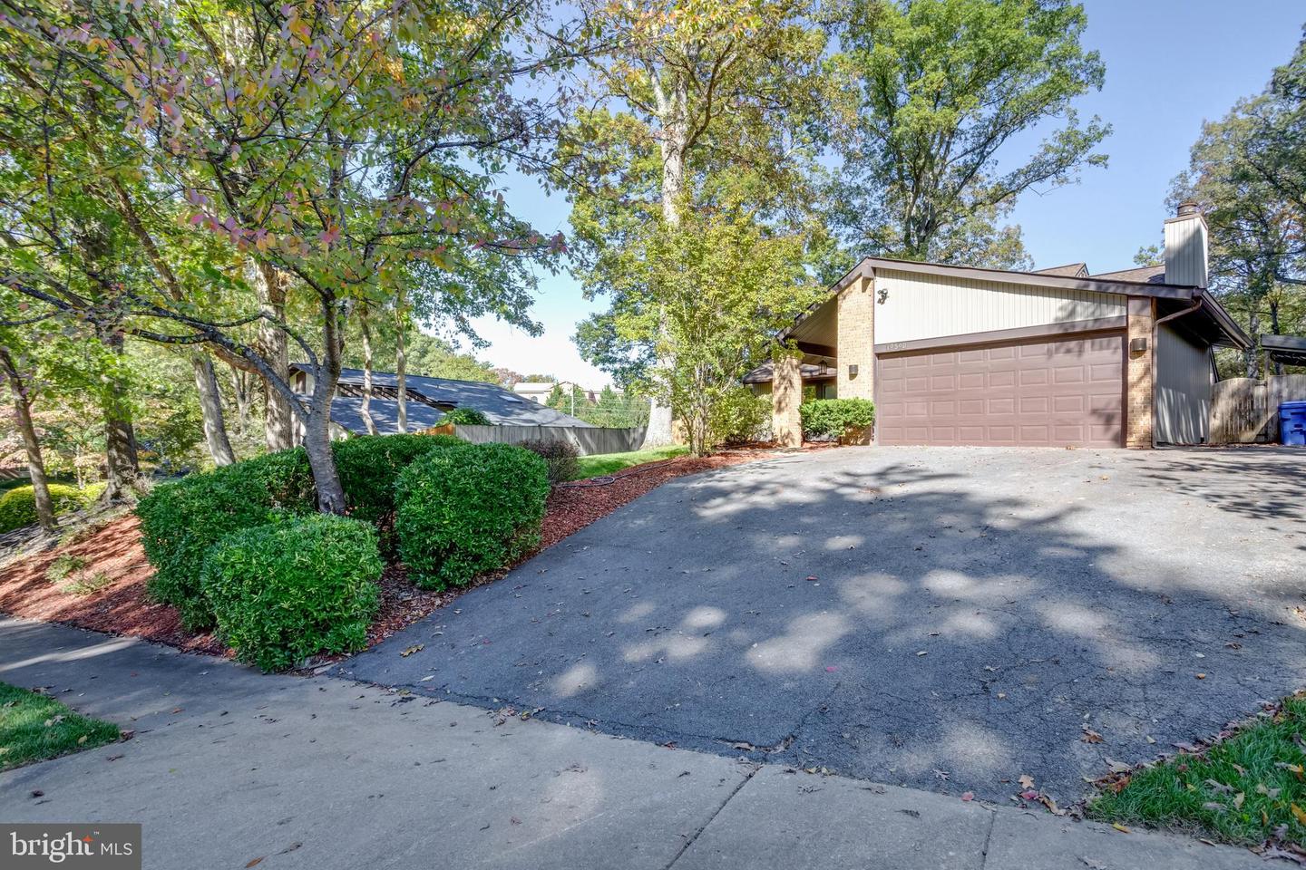 10508 INDIGO LN, FAIRFAX, Virginia 22032, 4 Bedrooms Bedrooms, ,3 BathroomsBathrooms,Residential,For sale,10508 INDIGO LN,VAFX2273448 MLS # VAFX2273448