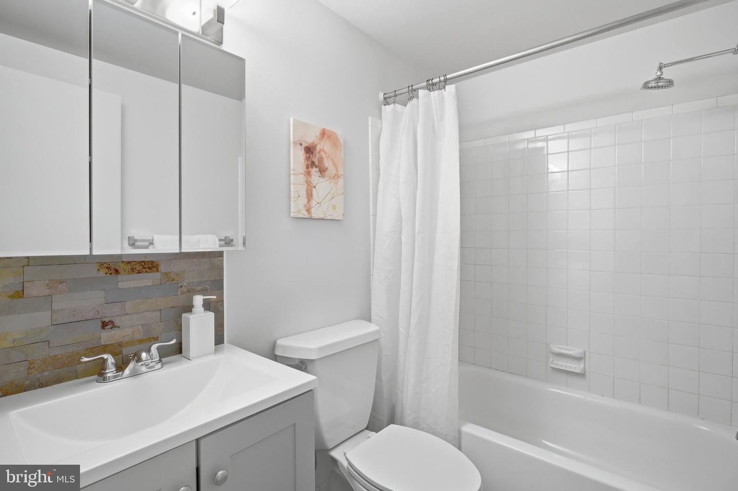 10508 INDIGO LN, FAIRFAX, Virginia 22032, 4 Bedrooms Bedrooms, ,3 BathroomsBathrooms,Residential,For sale,10508 INDIGO LN,VAFX2273448 MLS # VAFX2273448
