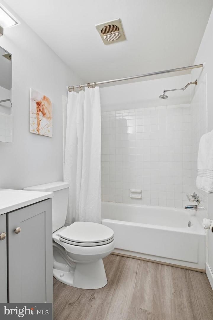 10508 INDIGO LN, FAIRFAX, Virginia 22032, 4 Bedrooms Bedrooms, ,3 BathroomsBathrooms,Residential,For sale,10508 INDIGO LN,VAFX2273448 MLS # VAFX2273448