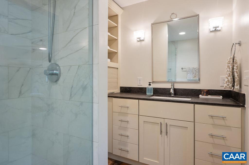 3172 WOODCREEK DR, CHARLOTTESVILLE, Virginia 22911, 3 Bedrooms Bedrooms, ,2 BathroomsBathrooms,Residential,For sale,3172 WOODCREEK DR,669821 MLS # 669821