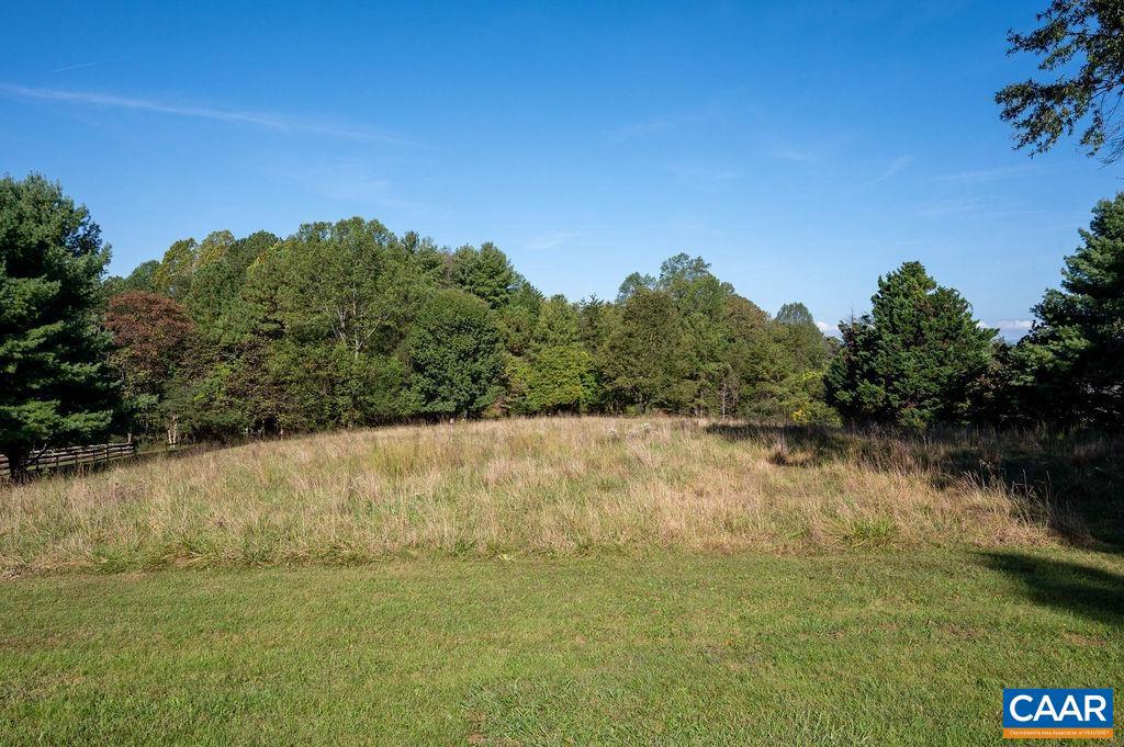 3172 WOODCREEK DR, CHARLOTTESVILLE, Virginia 22911, 3 Bedrooms Bedrooms, ,2 BathroomsBathrooms,Residential,For sale,3172 WOODCREEK DR,669821 MLS # 669821