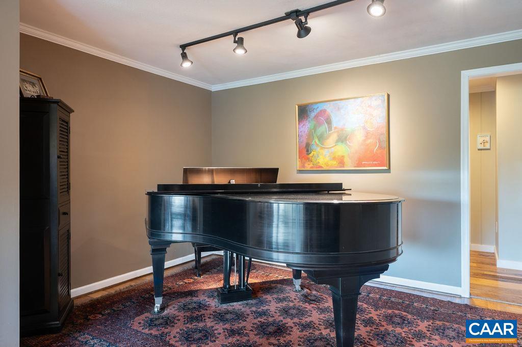 3172 WOODCREEK DR, CHARLOTTESVILLE, Virginia 22911, 3 Bedrooms Bedrooms, ,2 BathroomsBathrooms,Residential,For sale,3172 WOODCREEK DR,669821 MLS # 669821