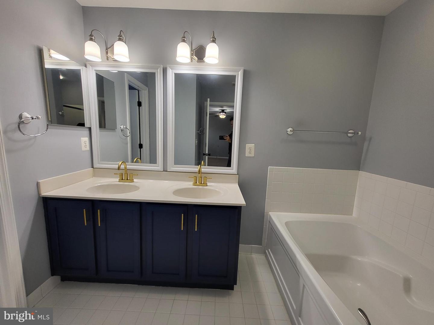 42948 BROOKTON WAY, ASHBURN, Virginia 20147, 3 Bedrooms Bedrooms, ,3 BathroomsBathrooms,Residential,For sale,42948 BROOKTON WAY,VALO2108568 MLS # VALO2108568