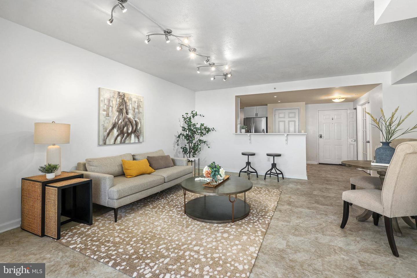 2726 GALLOWS RD #1004, VIENNA, Virginia 22180, 1 Bedroom Bedrooms, ,1 BathroomBathrooms,Residential,For sale,2726 GALLOWS RD #1004,VAFX2273648 MLS # VAFX2273648