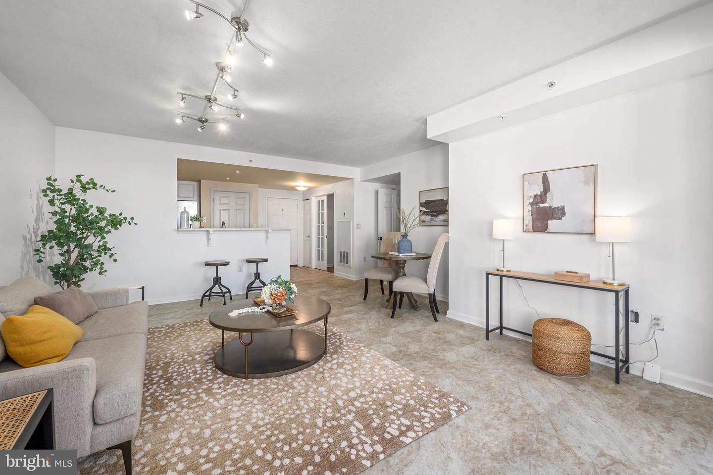 2726 GALLOWS RD #1004, VIENNA, Virginia 22180, 1 Bedroom Bedrooms, ,1 BathroomBathrooms,Residential,For sale,2726 GALLOWS RD #1004,VAFX2273648 MLS # VAFX2273648
