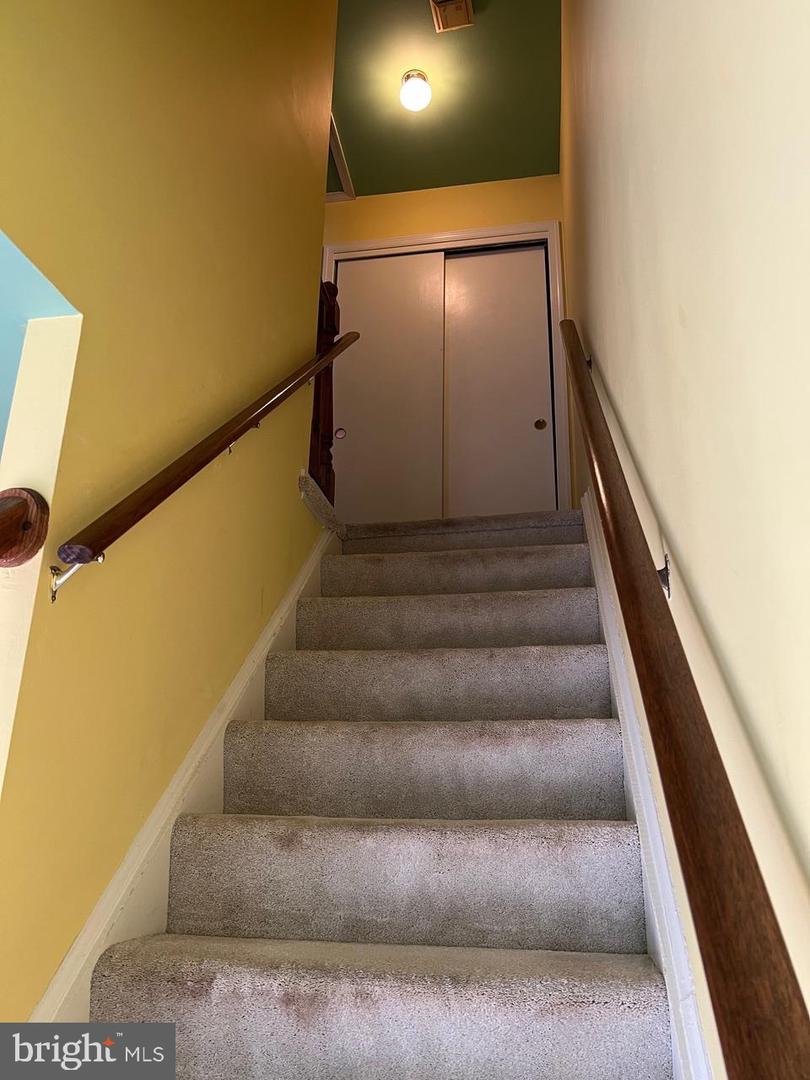 314 ROCK SPRING DR SW, LEESBURG, Virginia 20175, 2 Bedrooms Bedrooms, ,1 BathroomBathrooms,Residential,For sale,314 ROCK SPRING DR SW,VALO2108596 MLS # VALO2108596