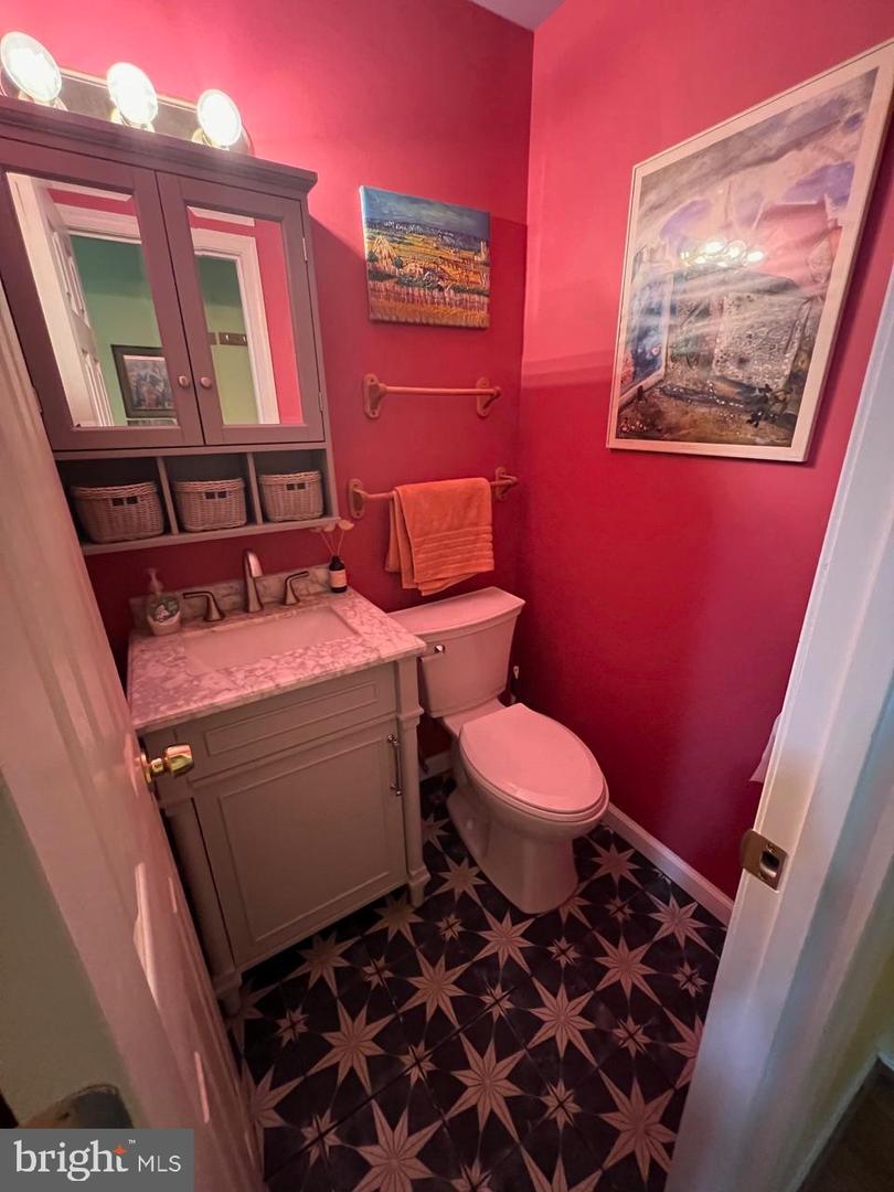 314 ROCK SPRING DR SW, LEESBURG, Virginia 20175, 2 Bedrooms Bedrooms, ,1 BathroomBathrooms,Residential,For sale,314 ROCK SPRING DR SW,VALO2108596 MLS # VALO2108596