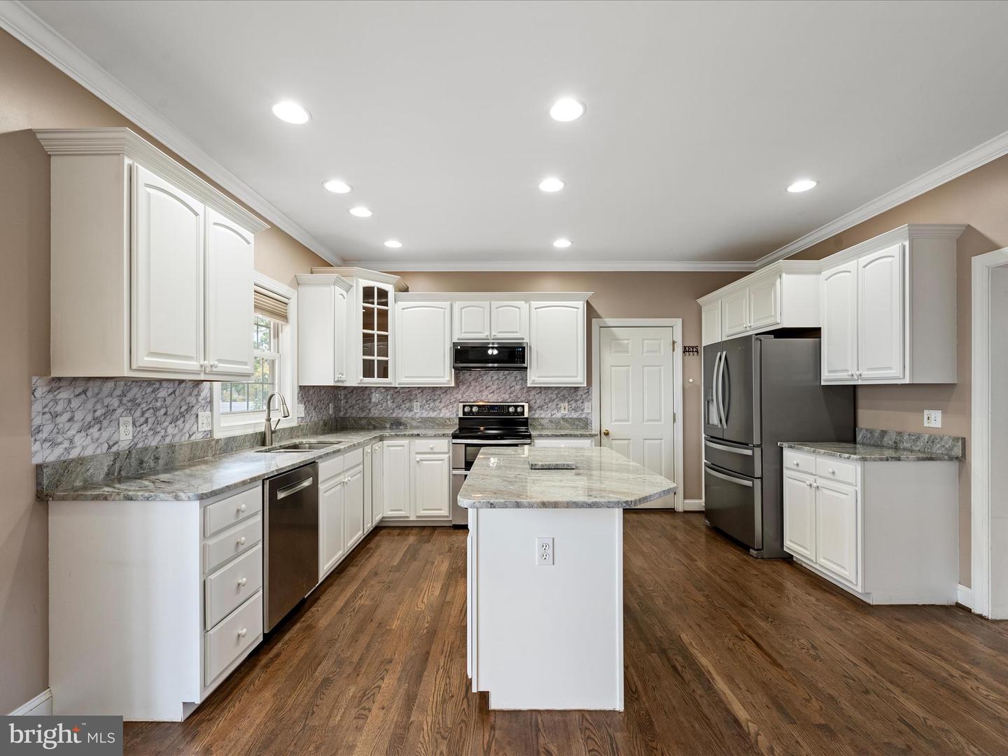 117 BOYDTON PLANK DR, STEPHENS CITY, Virginia 22655, 4 Bedrooms Bedrooms, ,3 BathroomsBathrooms,Residential,For sale,117 BOYDTON PLANK DR,VAFV2037334 MLS # VAFV2037334 117 BOYDTON PLANK DR, STEPHENS CITY, Virginia 22655, 4 Bedrooms Bedrooms, ,3 BathroomsBathrooms,Residential,For sale,117 BOYDTON PLANK DR,VAFV2037334 MLS # VAFV2037334