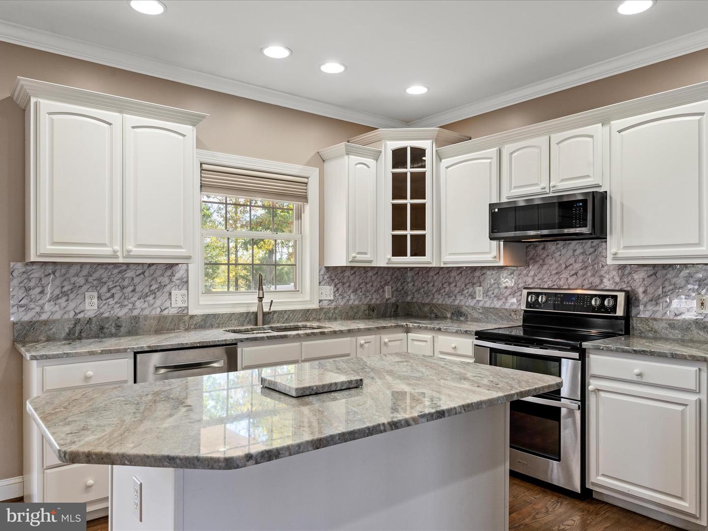117 BOYDTON PLANK DR, STEPHENS CITY, Virginia 22655, 4 Bedrooms Bedrooms, ,3 BathroomsBathrooms,Residential,For sale,117 BOYDTON PLANK DR,VAFV2037334 MLS # VAFV2037334 117 BOYDTON PLANK DR, STEPHENS CITY, Virginia 22655, 4 Bedrooms Bedrooms, ,3 BathroomsBathrooms,Residential,For sale,117 BOYDTON PLANK DR,VAFV2037334 MLS # VAFV2037334