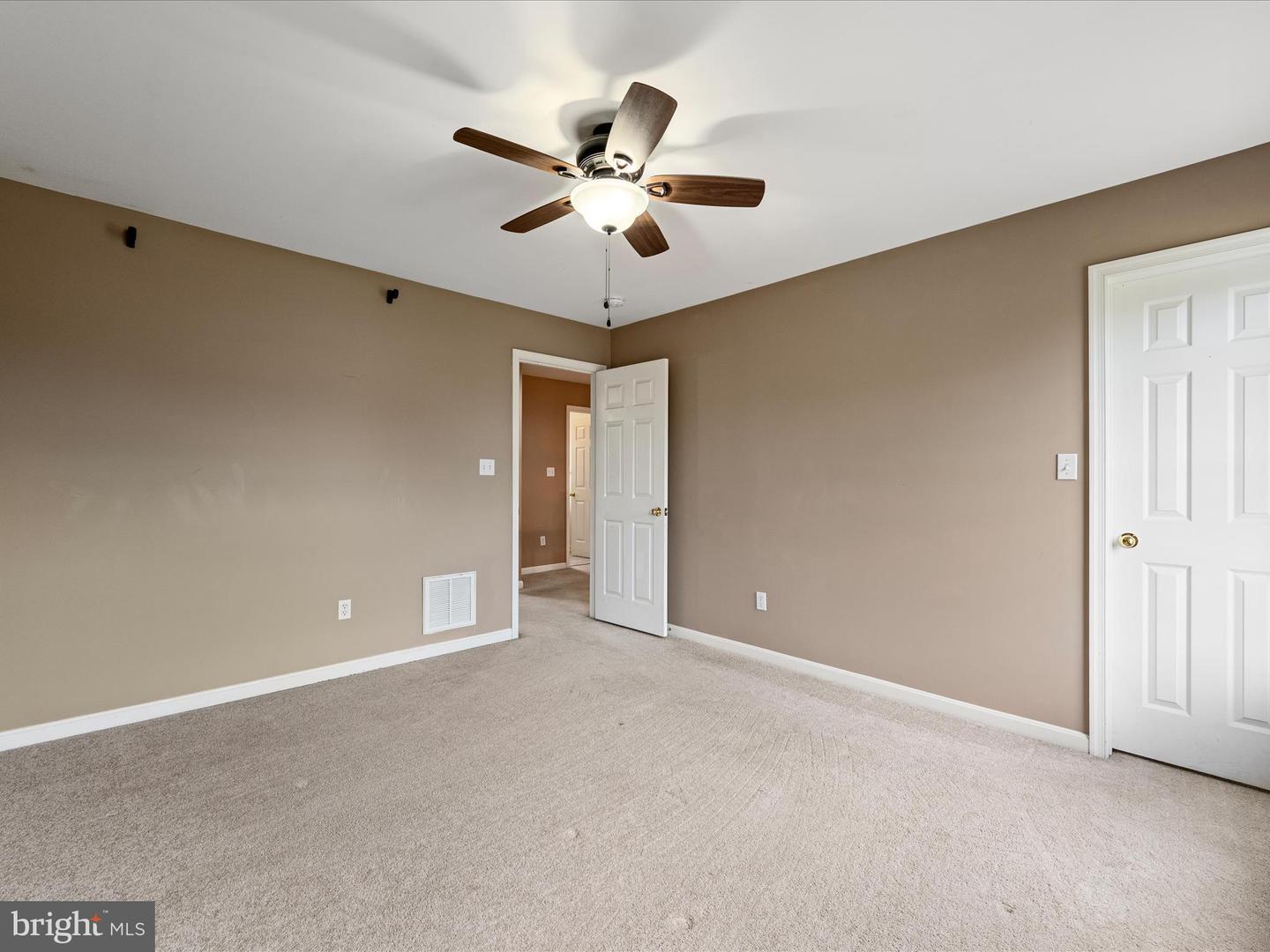 117 BOYDTON PLANK DR, STEPHENS CITY, Virginia 22655, 4 Bedrooms Bedrooms, ,3 BathroomsBathrooms,Residential,For sale,117 BOYDTON PLANK DR,VAFV2037334 MLS # VAFV2037334 117 BOYDTON PLANK DR, STEPHENS CITY, Virginia 22655, 4 Bedrooms Bedrooms, ,3 BathroomsBathrooms,Residential,For sale,117 BOYDTON PLANK DR,VAFV2037334 MLS # VAFV2037334