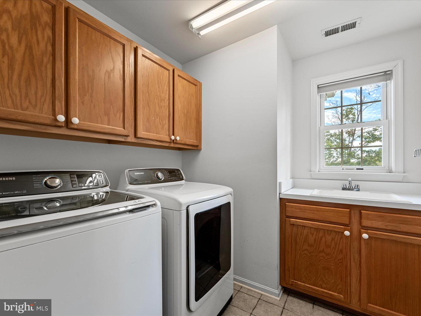 117 BOYDTON PLANK DR, STEPHENS CITY, Virginia 22655, 4 Bedrooms Bedrooms, ,3 BathroomsBathrooms,Residential,For sale,117 BOYDTON PLANK DR,VAFV2037334 MLS # VAFV2037334 117 BOYDTON PLANK DR, STEPHENS CITY, Virginia 22655, 4 Bedrooms Bedrooms, ,3 BathroomsBathrooms,Residential,For sale,117 BOYDTON PLANK DR,VAFV2037334 MLS # VAFV2037334