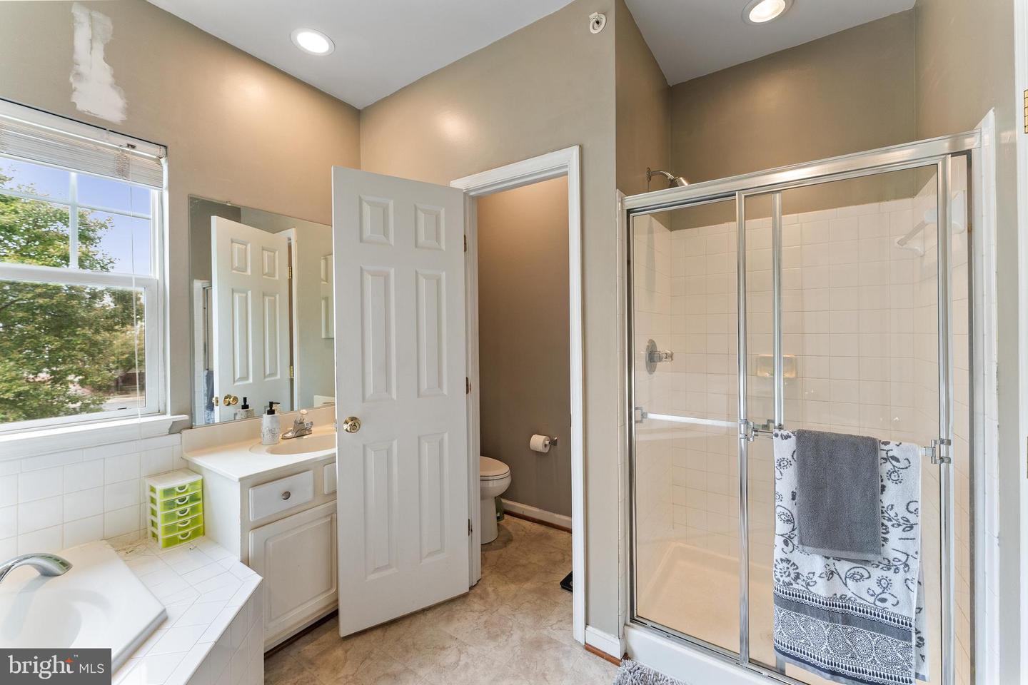 10045 PENTLAND HILLS WAY, BRISTOW, Virginia 20136, 5 Bedrooms Bedrooms, ,3 BathroomsBathrooms,Residential,For sale,10045 PENTLAND HILLS WAY,VAPW2105862 MLS # VAPW2105862