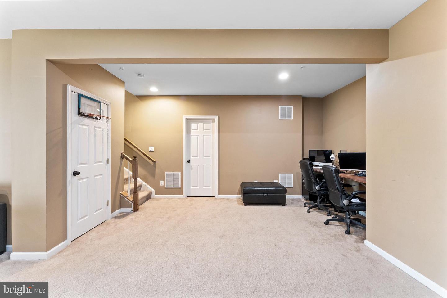 10045 PENTLAND HILLS WAY, BRISTOW, Virginia 20136, 5 Bedrooms Bedrooms, ,3 BathroomsBathrooms,Residential,For sale,10045 PENTLAND HILLS WAY,VAPW2105862 MLS # VAPW2105862