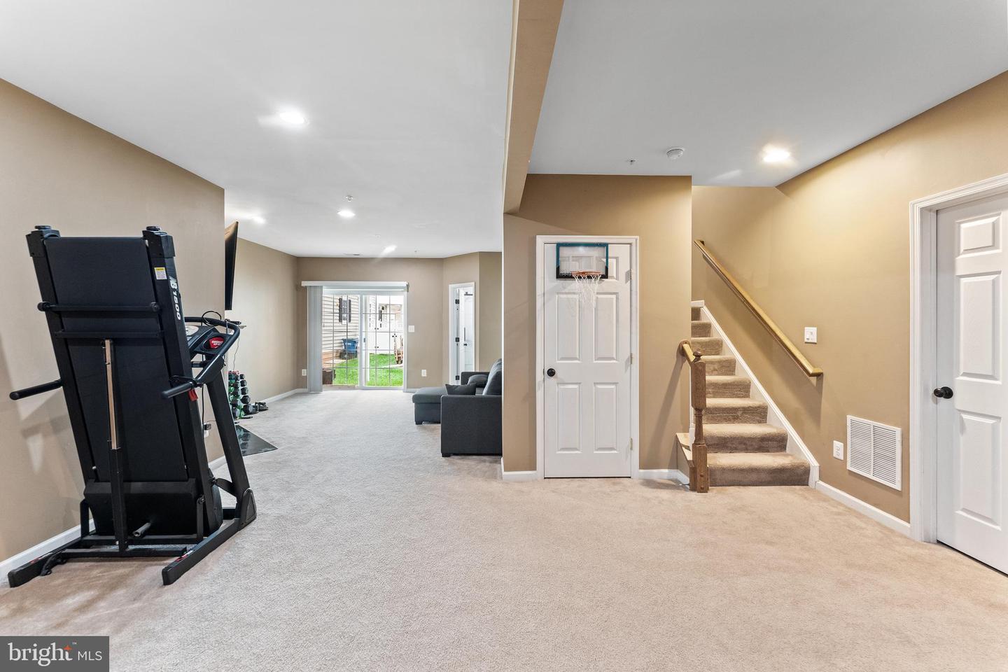 10045 PENTLAND HILLS WAY, BRISTOW, Virginia 20136, 5 Bedrooms Bedrooms, ,3 BathroomsBathrooms,Residential,For sale,10045 PENTLAND HILLS WAY,VAPW2105862 MLS # VAPW2105862