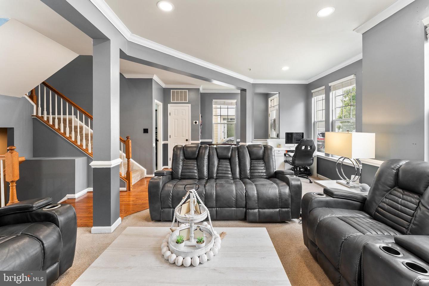 10045 PENTLAND HILLS WAY, BRISTOW, Virginia 20136, 5 Bedrooms Bedrooms, ,3 BathroomsBathrooms,Residential,For sale,10045 PENTLAND HILLS WAY,VAPW2105862 MLS # VAPW2105862