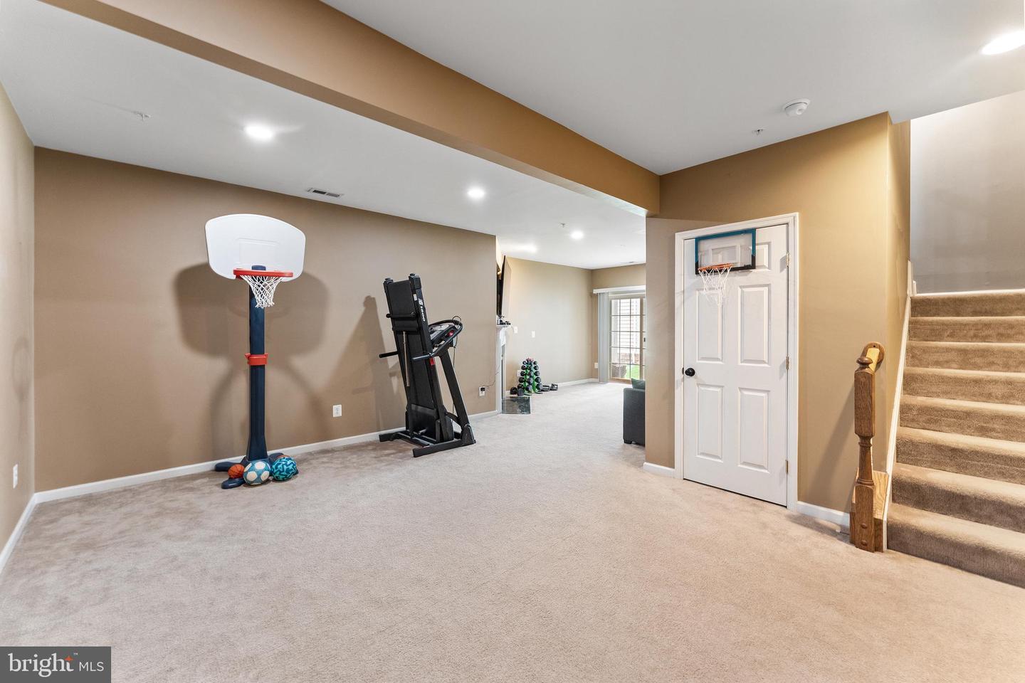 10045 PENTLAND HILLS WAY, BRISTOW, Virginia 20136, 5 Bedrooms Bedrooms, ,3 BathroomsBathrooms,Residential,For sale,10045 PENTLAND HILLS WAY,VAPW2105862 MLS # VAPW2105862