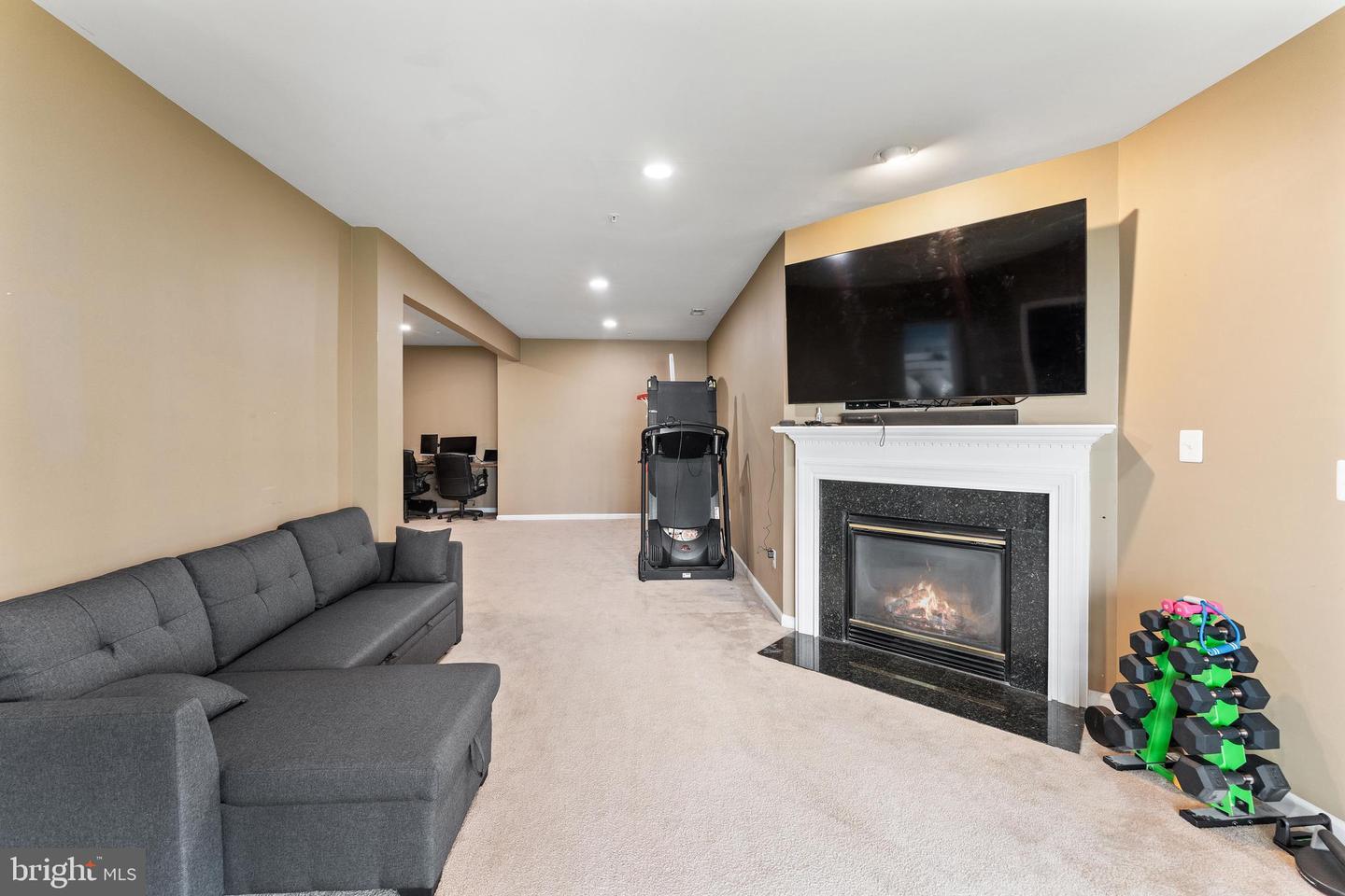 10045 PENTLAND HILLS WAY, BRISTOW, Virginia 20136, 5 Bedrooms Bedrooms, ,3 BathroomsBathrooms,Residential,For sale,10045 PENTLAND HILLS WAY,VAPW2105862 MLS # VAPW2105862