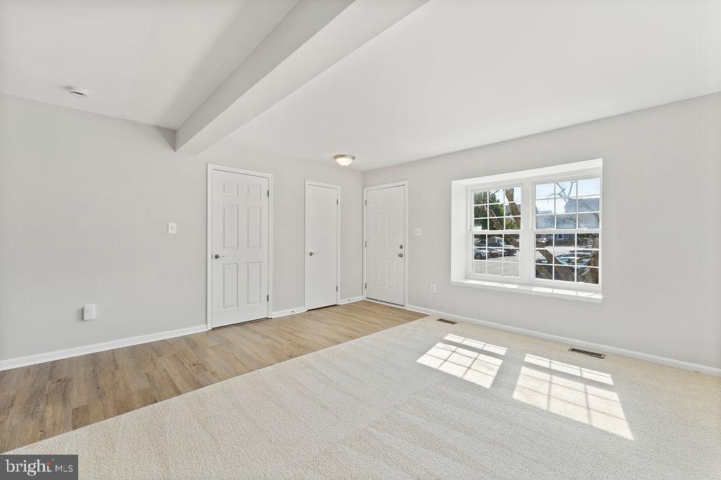 6688 COMANCHE CT, HAYMARKET, Virginia 20169, 3 Bedrooms Bedrooms, ,2 BathroomsBathrooms,Residential,For sale,6688 COMANCHE CT,VAPW2105892 MLS # VAPW2105892