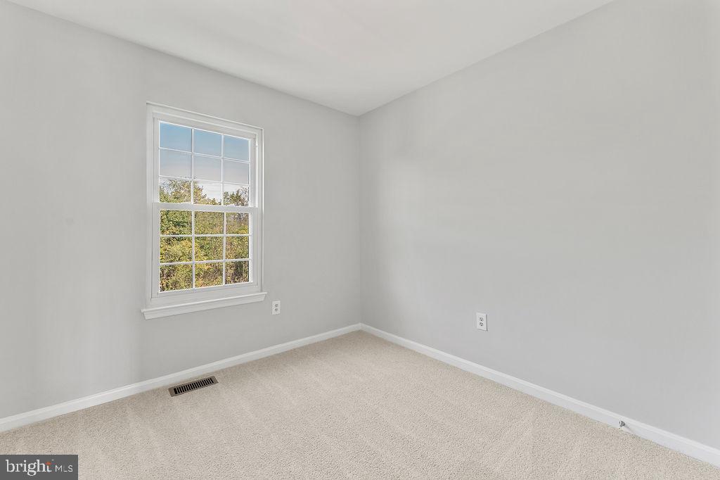6688 COMANCHE CT, HAYMARKET, Virginia 20169, 3 Bedrooms Bedrooms, ,2 BathroomsBathrooms,Residential,For sale,6688 COMANCHE CT,VAPW2105892 MLS # VAPW2105892