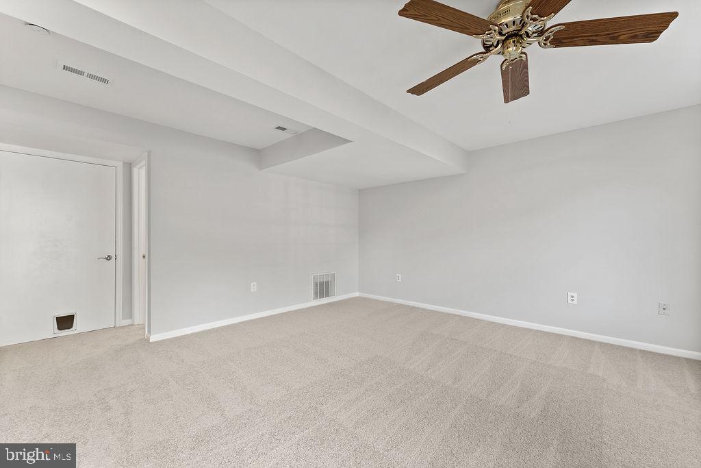 6688 COMANCHE CT, HAYMARKET, Virginia 20169, 3 Bedrooms Bedrooms, ,2 BathroomsBathrooms,Residential,For sale,6688 COMANCHE CT,VAPW2105892 MLS # VAPW2105892