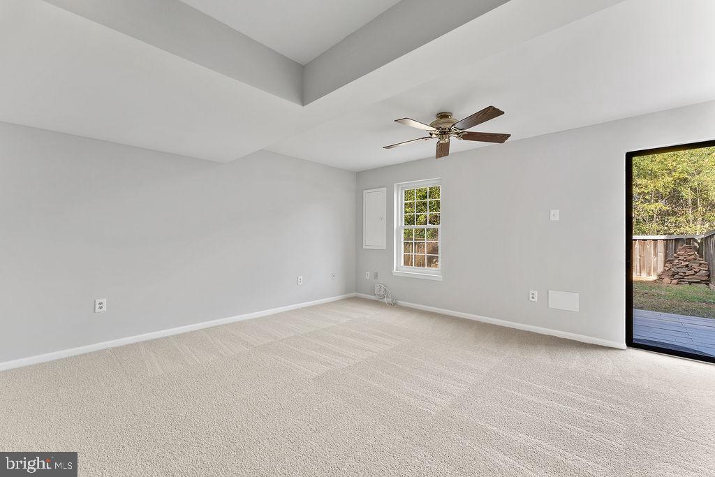 6688 COMANCHE CT, HAYMARKET, Virginia 20169, 3 Bedrooms Bedrooms, ,2 BathroomsBathrooms,Residential,For sale,6688 COMANCHE CT,VAPW2105892 MLS # VAPW2105892