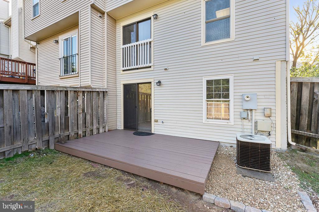 6688 COMANCHE CT, HAYMARKET, Virginia 20169, 3 Bedrooms Bedrooms, ,2 BathroomsBathrooms,Residential,For sale,6688 COMANCHE CT,VAPW2105892 MLS # VAPW2105892