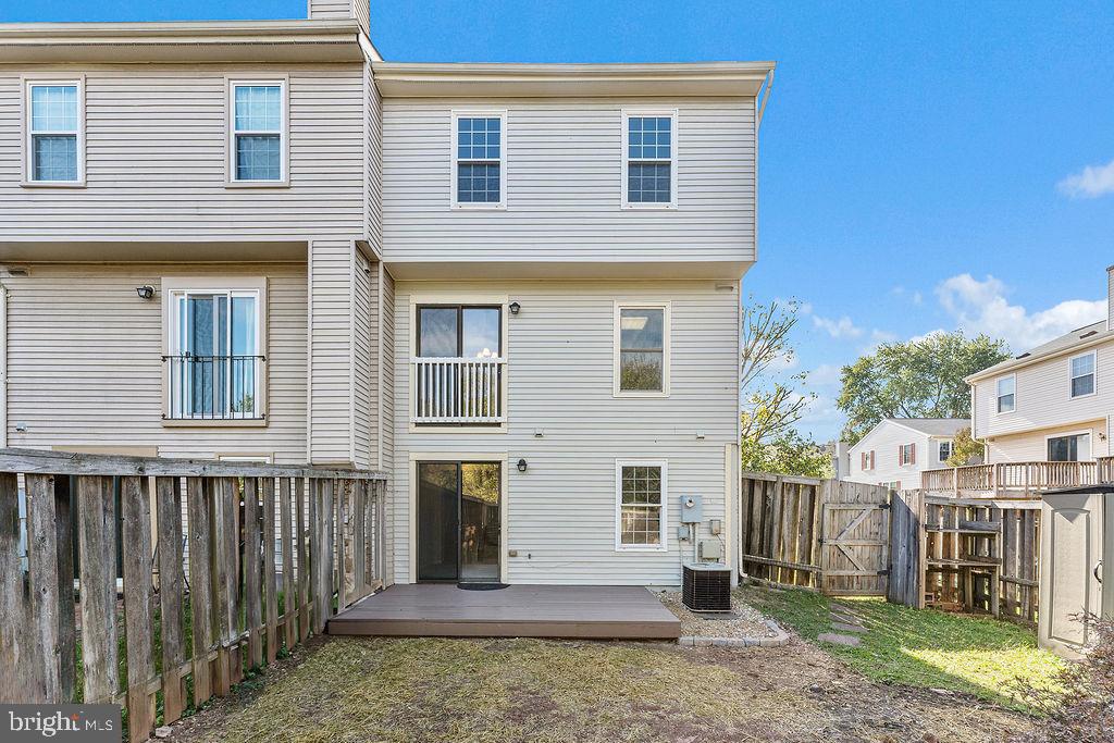 6688 COMANCHE CT, HAYMARKET, Virginia 20169, 3 Bedrooms Bedrooms, ,2 BathroomsBathrooms,Residential,For sale,6688 COMANCHE CT,VAPW2105892 MLS # VAPW2105892