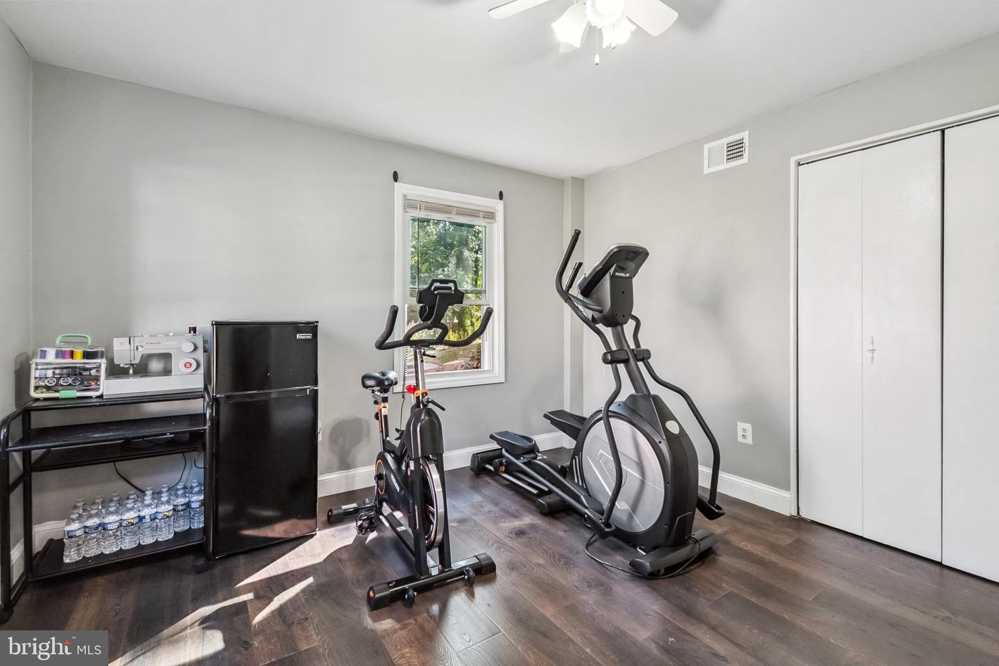 2923 WYTHE CT, WOODBRIDGE, Virginia 22191, 5 Bedrooms Bedrooms, ,2 BathroomsBathrooms,Residential,For sale,2923 WYTHE CT,VAPW2105900 MLS # VAPW2105900