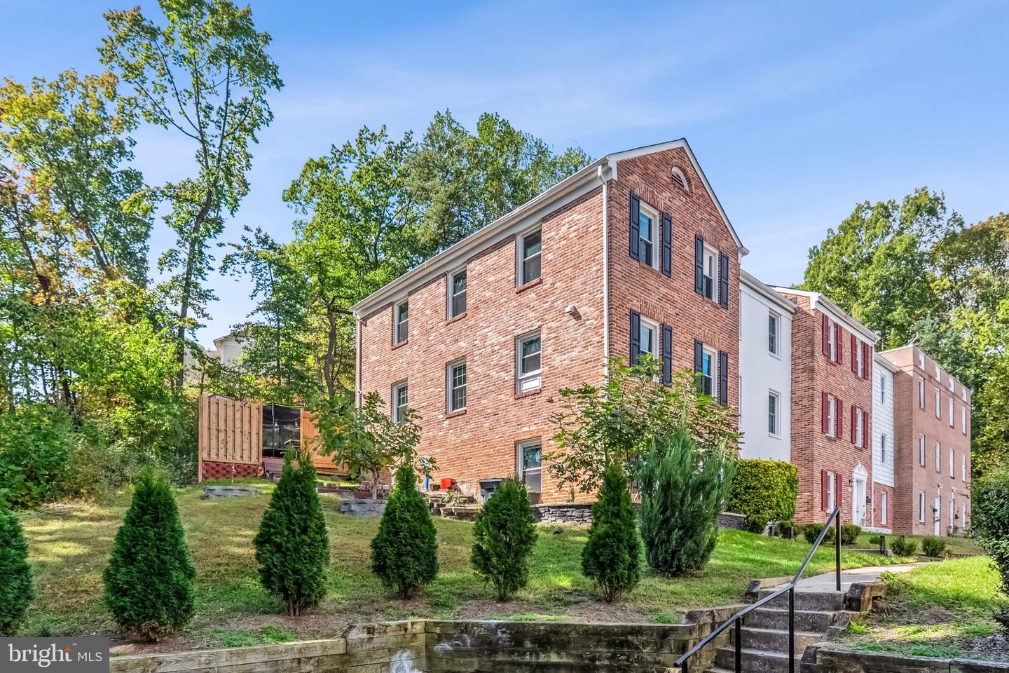 2923 WYTHE CT, WOODBRIDGE, Virginia 22191, 5 Bedrooms Bedrooms, ,2 BathroomsBathrooms,Residential,For sale,2923 WYTHE CT,VAPW2105900 MLS # VAPW2105900