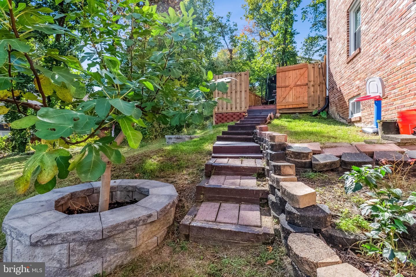 2923 WYTHE CT, WOODBRIDGE, Virginia 22191, 5 Bedrooms Bedrooms, ,2 BathroomsBathrooms,Residential,For sale,2923 WYTHE CT,VAPW2105900 MLS # VAPW2105900