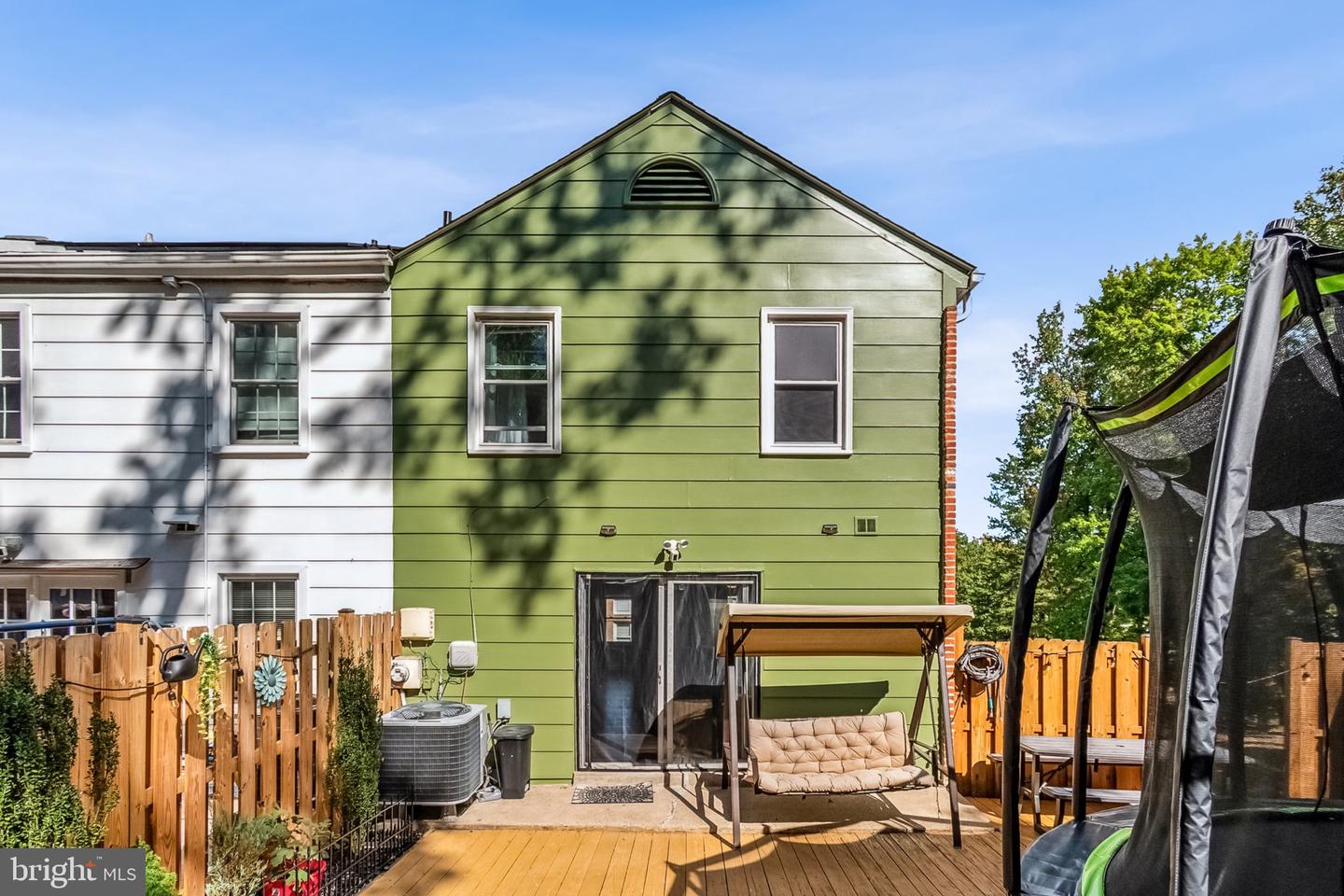 2923 WYTHE CT, WOODBRIDGE, Virginia 22191, 5 Bedrooms Bedrooms, ,2 BathroomsBathrooms,Residential,For sale,2923 WYTHE CT,VAPW2105900 MLS # VAPW2105900