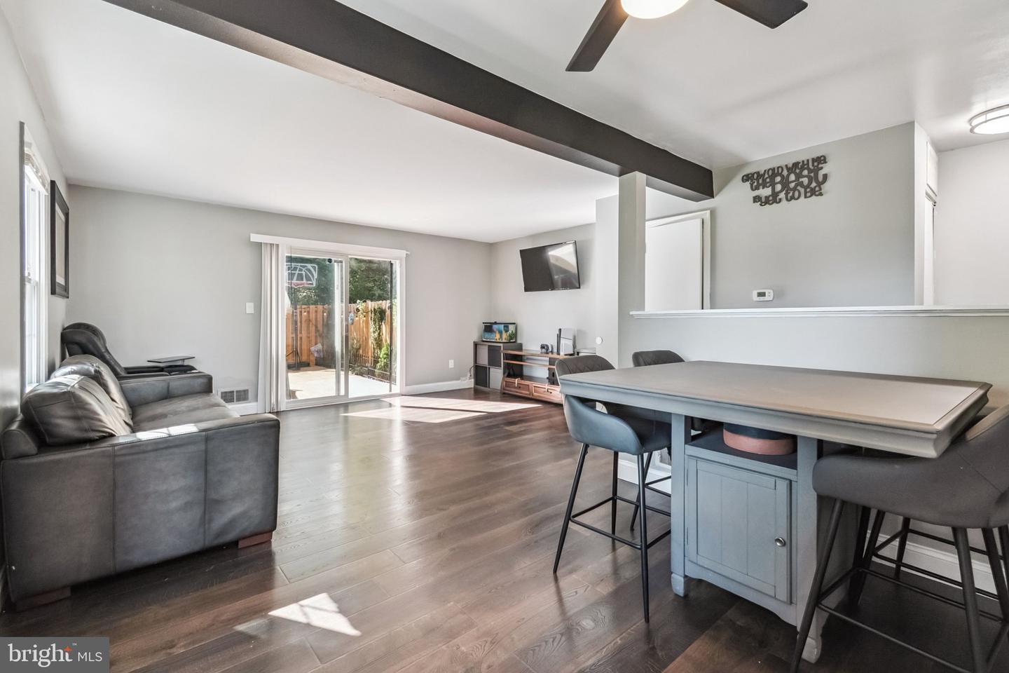 2923 WYTHE CT, WOODBRIDGE, Virginia 22191, 5 Bedrooms Bedrooms, ,2 BathroomsBathrooms,Residential,For sale,2923 WYTHE CT,VAPW2105900 MLS # VAPW2105900