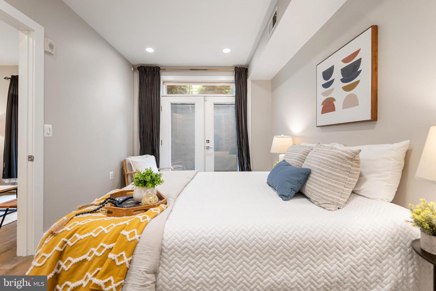 1508 F ST NE #1, WASHINGTON, District Of Columbia 20002, 2 Bedrooms Bedrooms, ,2 BathroomsBathrooms,Residential,For sale,1508 F ST NE #1,DCDC2226898 MLS # DCDC2226898
