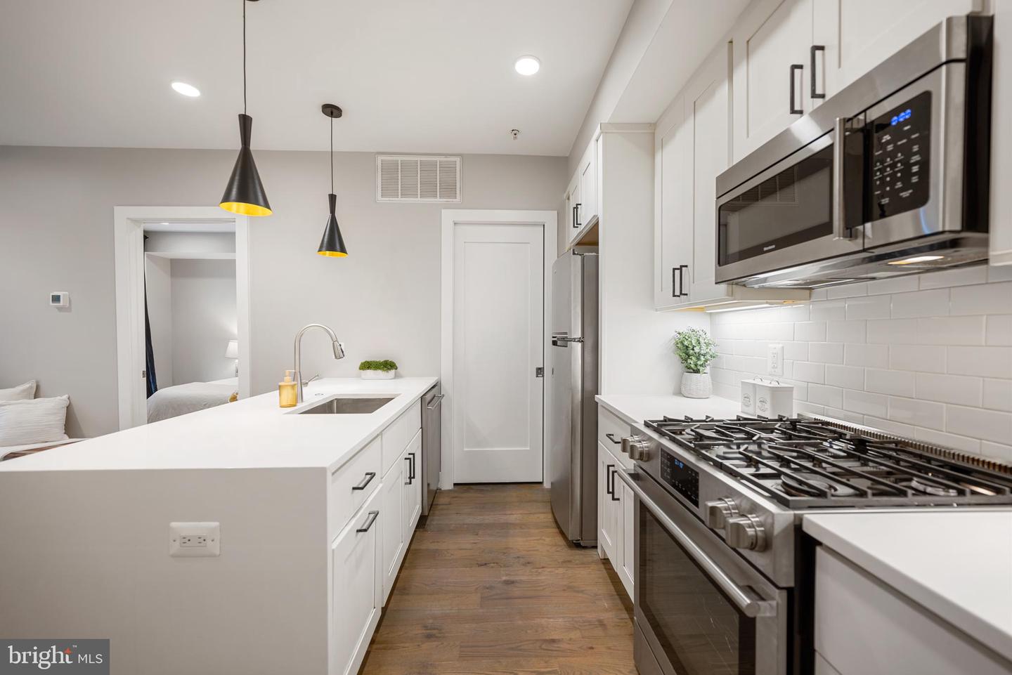 1508 F ST NE #1, WASHINGTON, District Of Columbia 20002, 2 Bedrooms Bedrooms, ,2 BathroomsBathrooms,Residential,For sale,1508 F ST NE #1,DCDC2226898 MLS # DCDC2226898