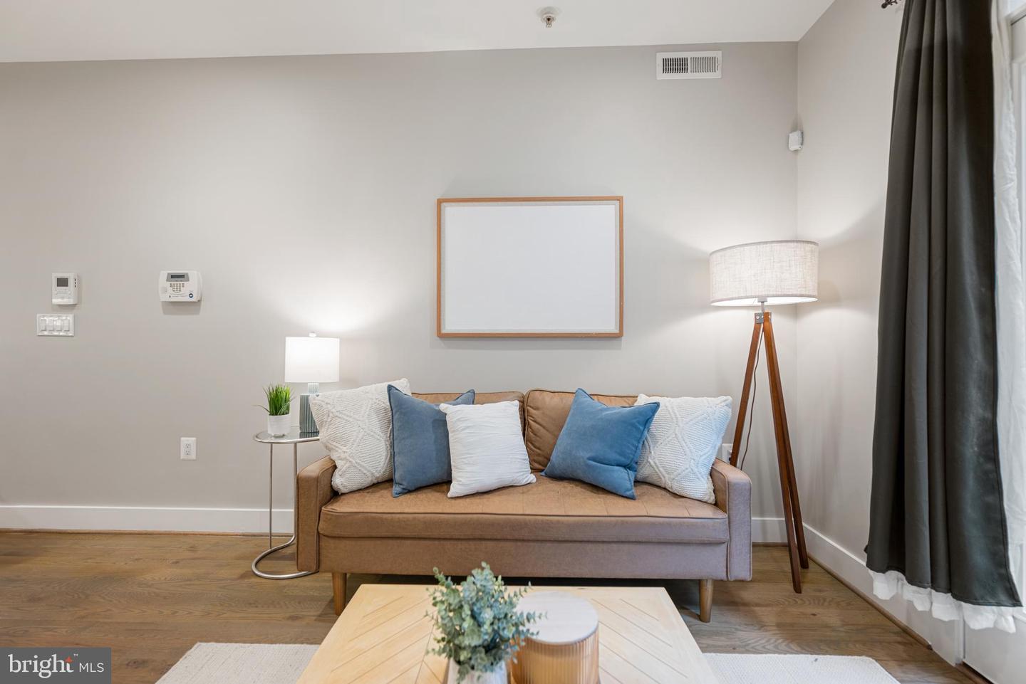 1508 F ST NE #1, WASHINGTON, District Of Columbia 20002, 2 Bedrooms Bedrooms, ,2 BathroomsBathrooms,Residential,For sale,1508 F ST NE #1,DCDC2226898 MLS # DCDC2226898