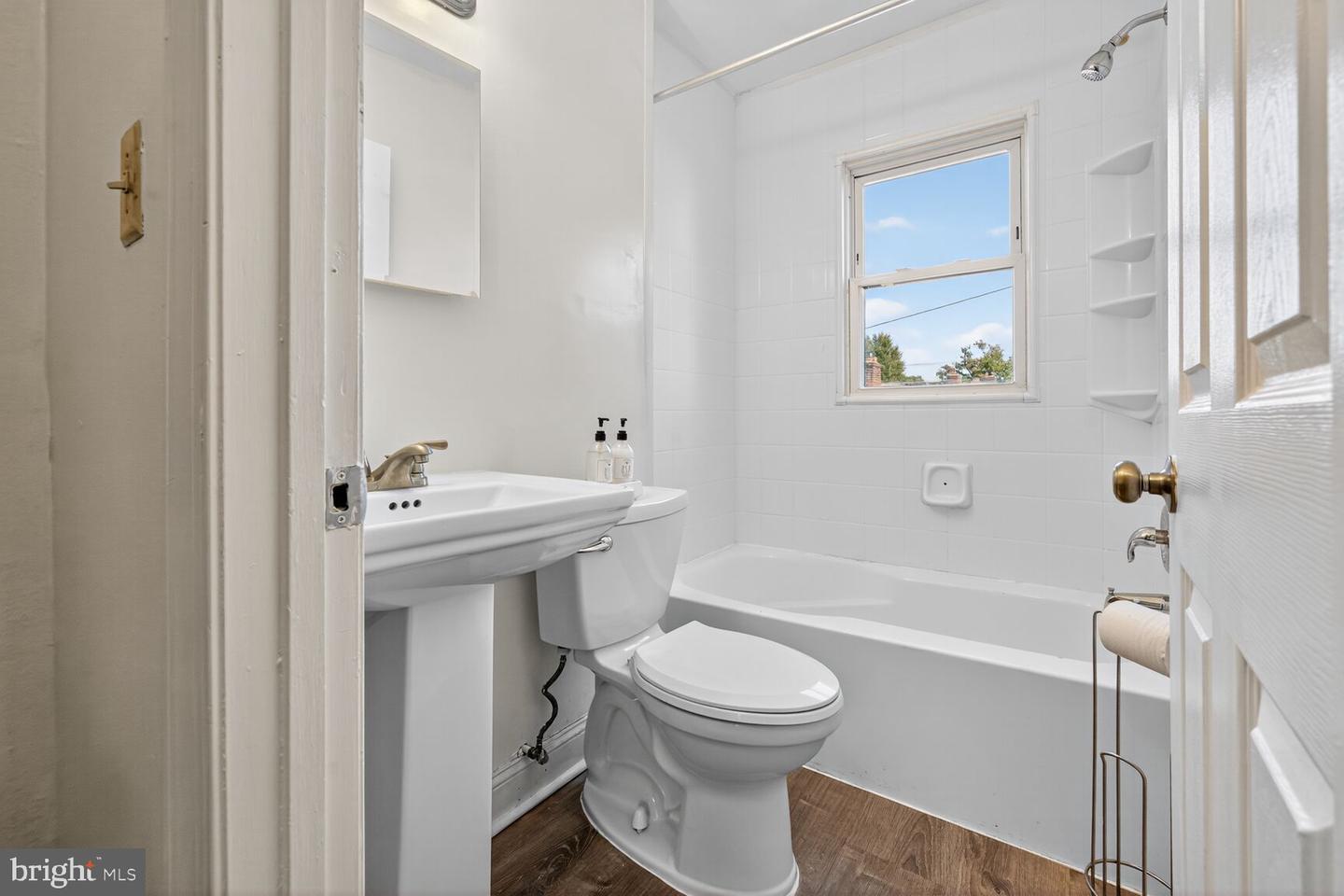 1506 HOWARD RD SE, WASHINGTON, District Of Columbia 20020, 2 Bedrooms Bedrooms, ,1 BathroomBathrooms,Residential,For sale,1506 HOWARD RD SE,DCDC2226892 MLS # DCDC2226892