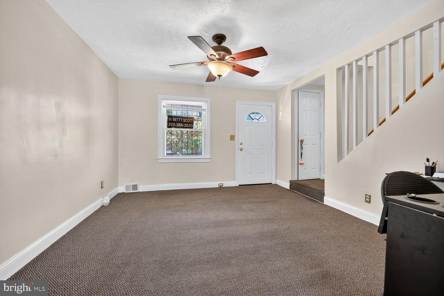 1506 HOWARD RD SE, WASHINGTON, District Of Columbia 20020, 2 Bedrooms Bedrooms, ,1 BathroomBathrooms,Residential,For sale,1506 HOWARD RD SE,DCDC2226892 MLS # DCDC2226892