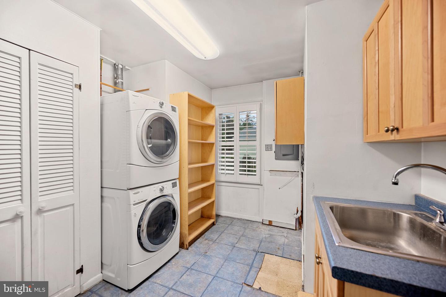 505 N EDISON ST, ARLINGTON, Virginia 22203, 2 Bedrooms Bedrooms, ,1 BathroomBathrooms,Residential,For sale,505 N EDISON ST,VAAR2064864 MLS # VAAR2064864
