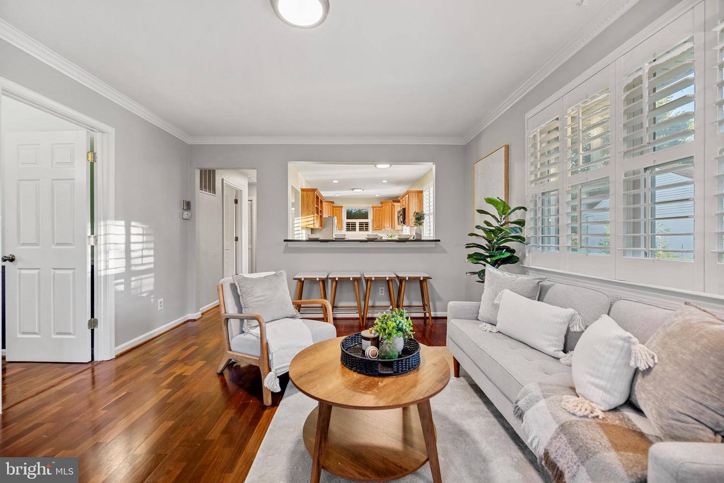 505 N EDISON ST, ARLINGTON, Virginia 22203, 2 Bedrooms Bedrooms, ,1 BathroomBathrooms,Residential,For sale,505 N EDISON ST,VAAR2064864 MLS # VAAR2064864