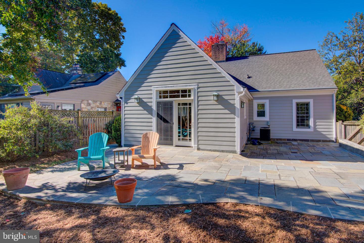 1683 N LONGFELLOW ST, ARLINGTON, Virginia 22205, 3 Bedrooms Bedrooms, ,2 BathroomsBathrooms,Residential,For sale,1683 N LONGFELLOW ST,VAAR2064858 MLS # VAAR2064858