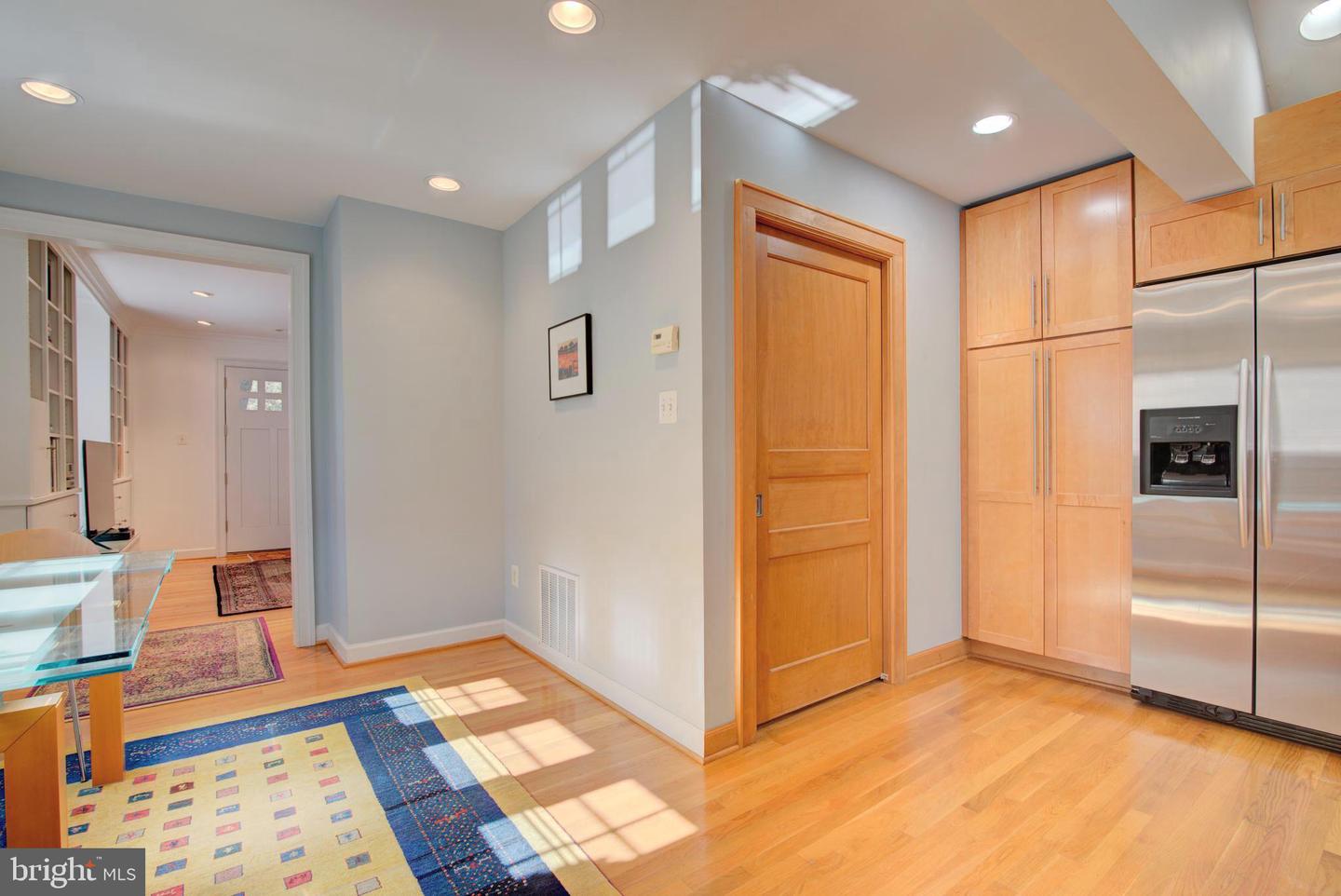 1683 N LONGFELLOW ST, ARLINGTON, Virginia 22205, 3 Bedrooms Bedrooms, ,2 BathroomsBathrooms,Residential,For sale,1683 N LONGFELLOW ST,VAAR2064858 MLS # VAAR2064858