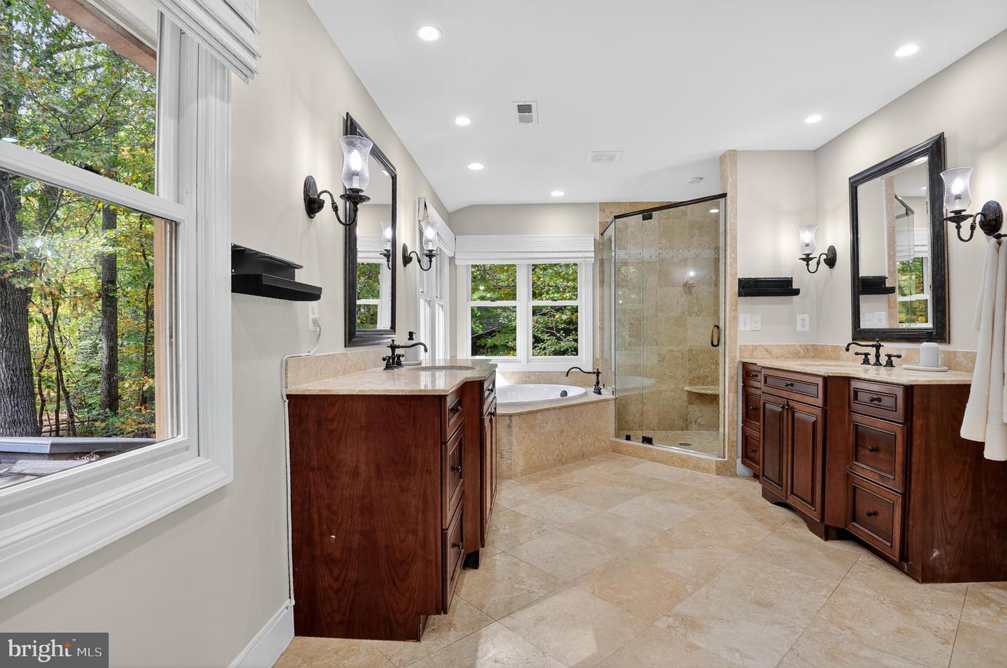 11813 TRIPLE CROWN RD, RESTON, Virginia 20191, 5 Bedrooms Bedrooms, 10 Rooms Rooms,3 BathroomsBathrooms,Residential,For sale,11813 TRIPLE CROWN RD,VAFX2274146 MLS # VAFX2274146