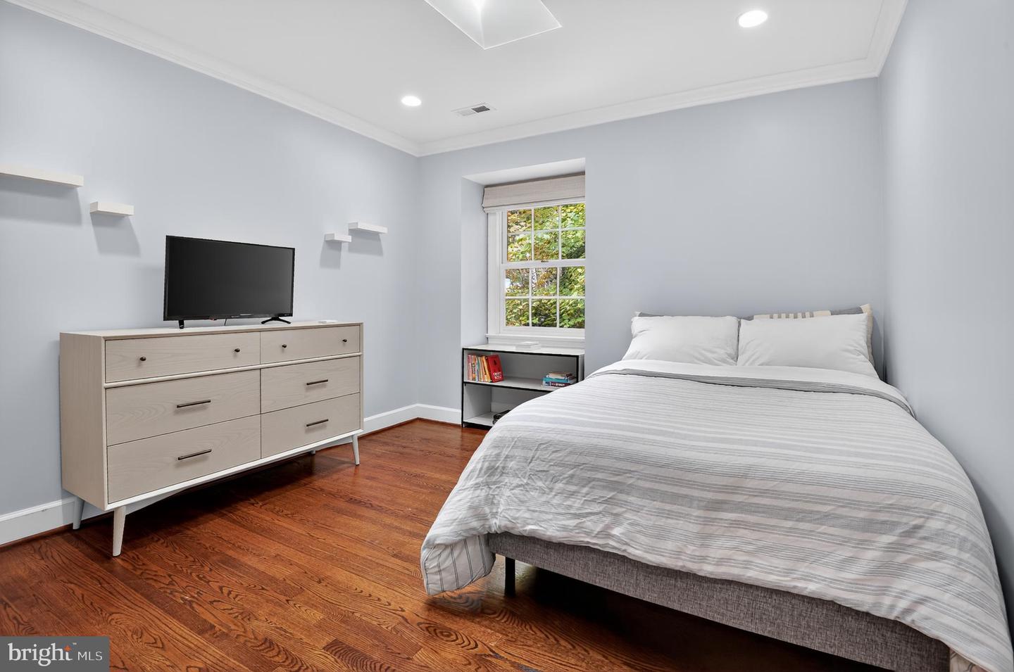 11813 TRIPLE CROWN RD, RESTON, Virginia 20191, 5 Bedrooms Bedrooms, 10 Rooms Rooms,3 BathroomsBathrooms,Residential,For sale,11813 TRIPLE CROWN RD,VAFX2274146 MLS # VAFX2274146
