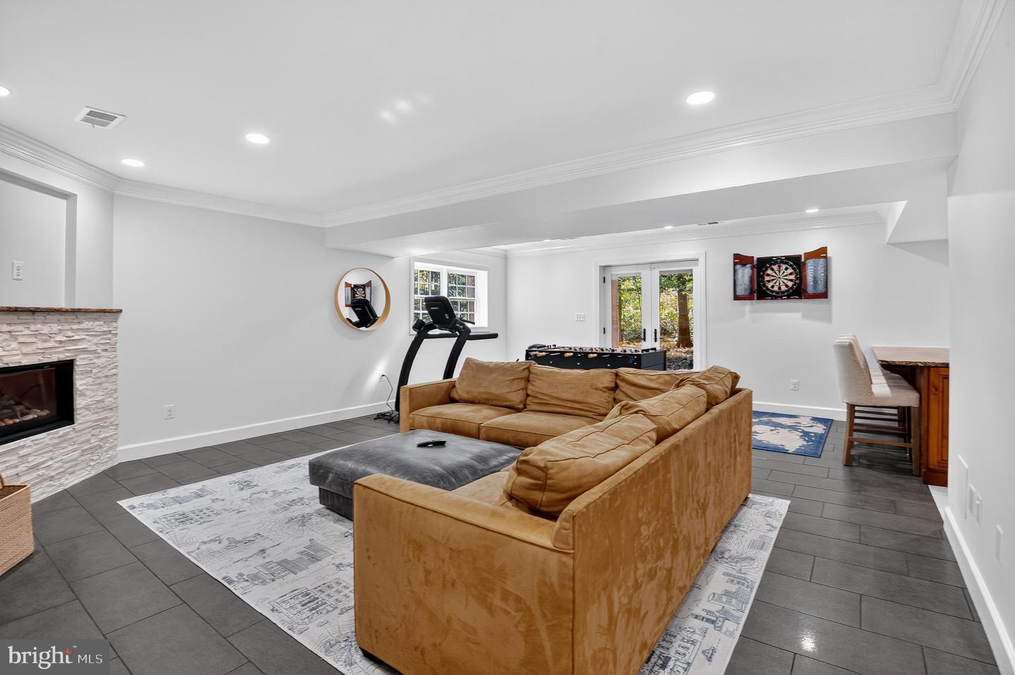 11813 TRIPLE CROWN RD, RESTON, Virginia 20191, 5 Bedrooms Bedrooms, 10 Rooms Rooms,3 BathroomsBathrooms,Residential,For sale,11813 TRIPLE CROWN RD,VAFX2274146 MLS # VAFX2274146